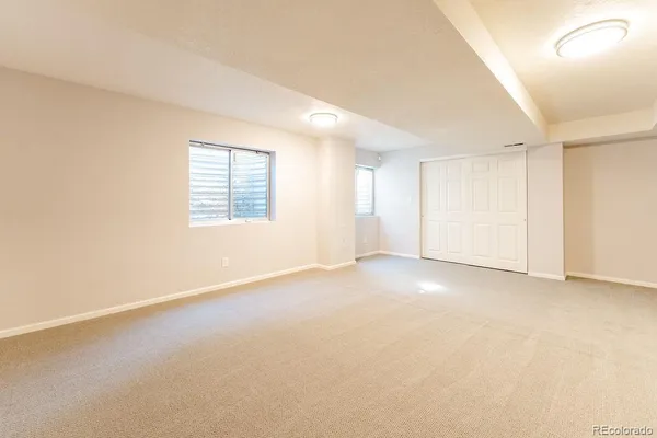 an empty room with an entryway