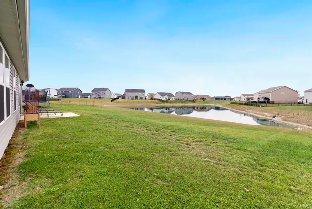 $289,900 | 1399 Livingston Lks Way, Fort Wayne, IN 46818