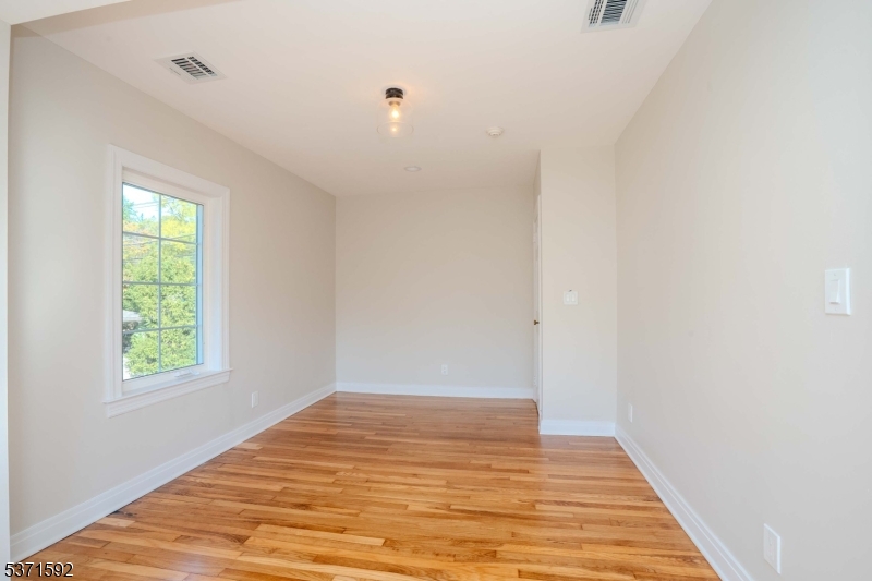 135 Main Street, Unit A Chatham, NJ 07928 - Photo 11 of 16