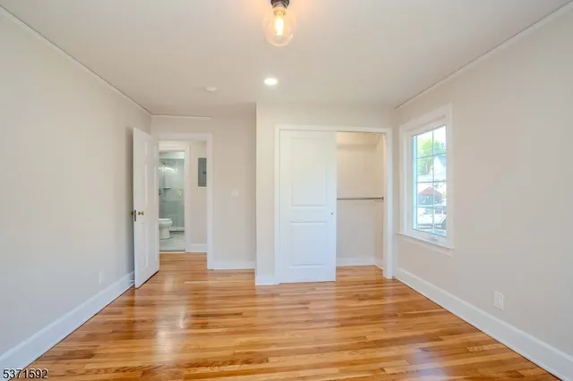 $2,750 | 135 Main Street, Unit A, Chatham, NJ 07928