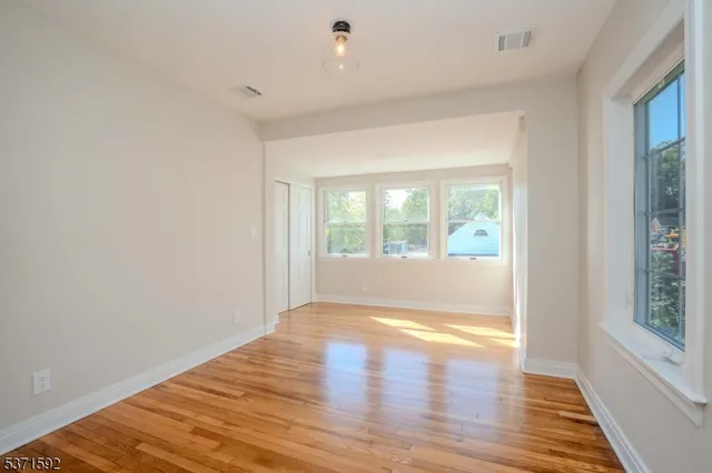 $2,750 | 135 Main Street, Unit A, Chatham, NJ 07928