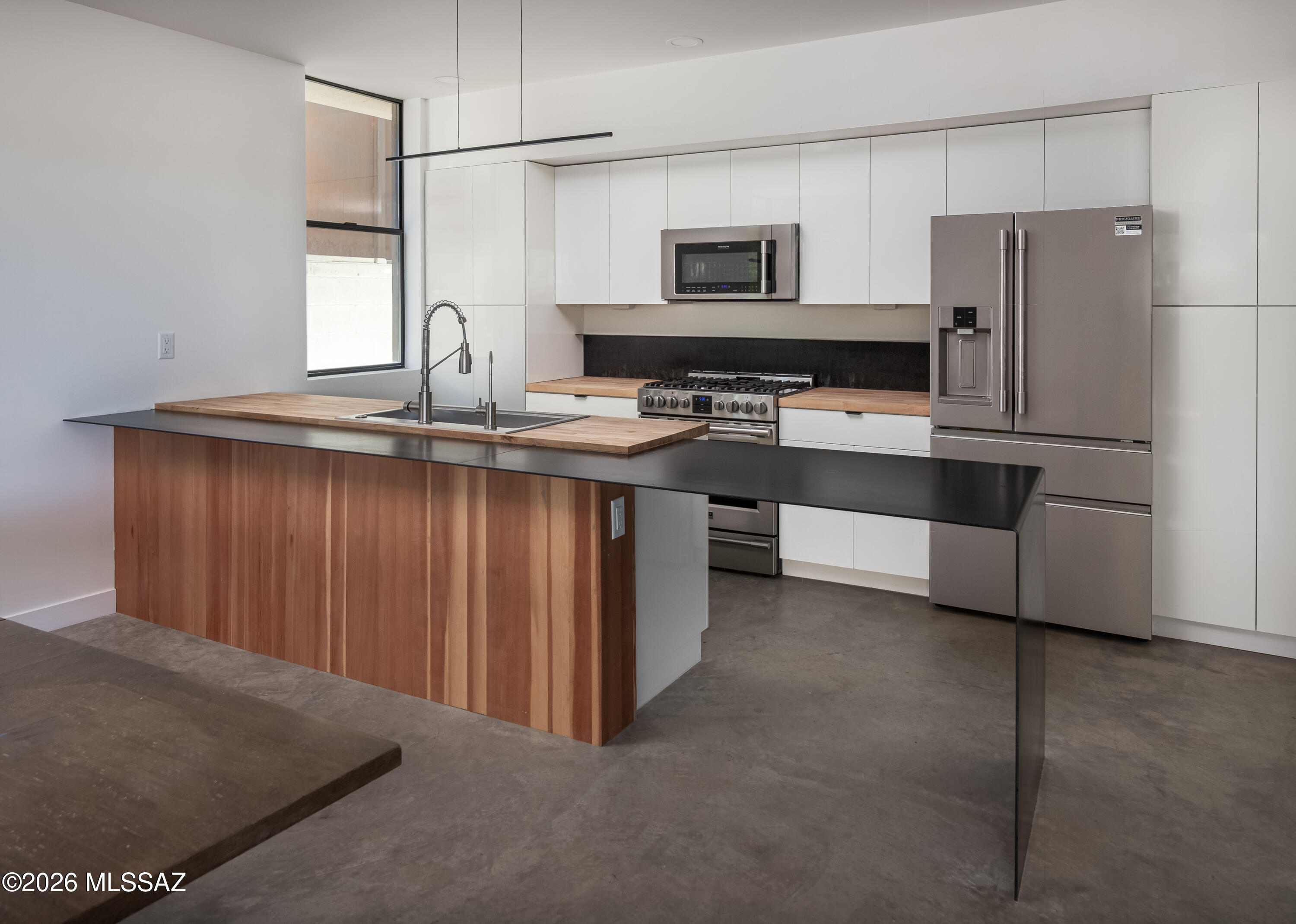 1372 West Sentinel View Loop West Tucson, AZ 85745 - Photo 11 of 42 Kitchen