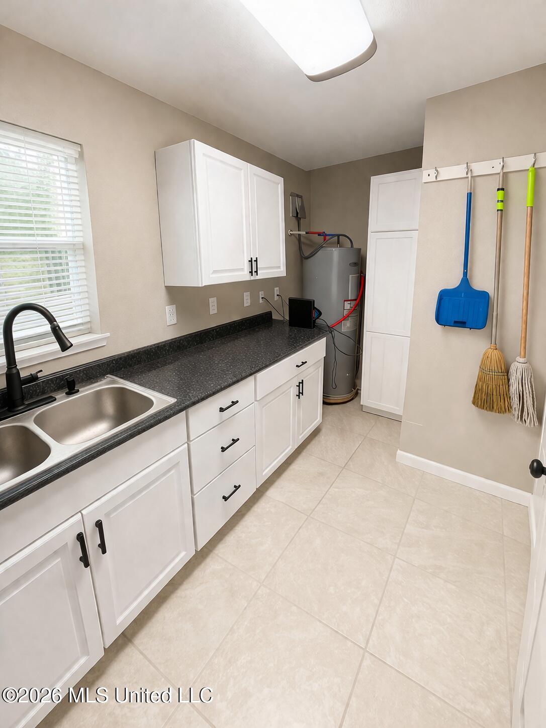 3912 Juniper Street Moss Point, MS 39563 - Photo 17 of 21 Second Kitchen