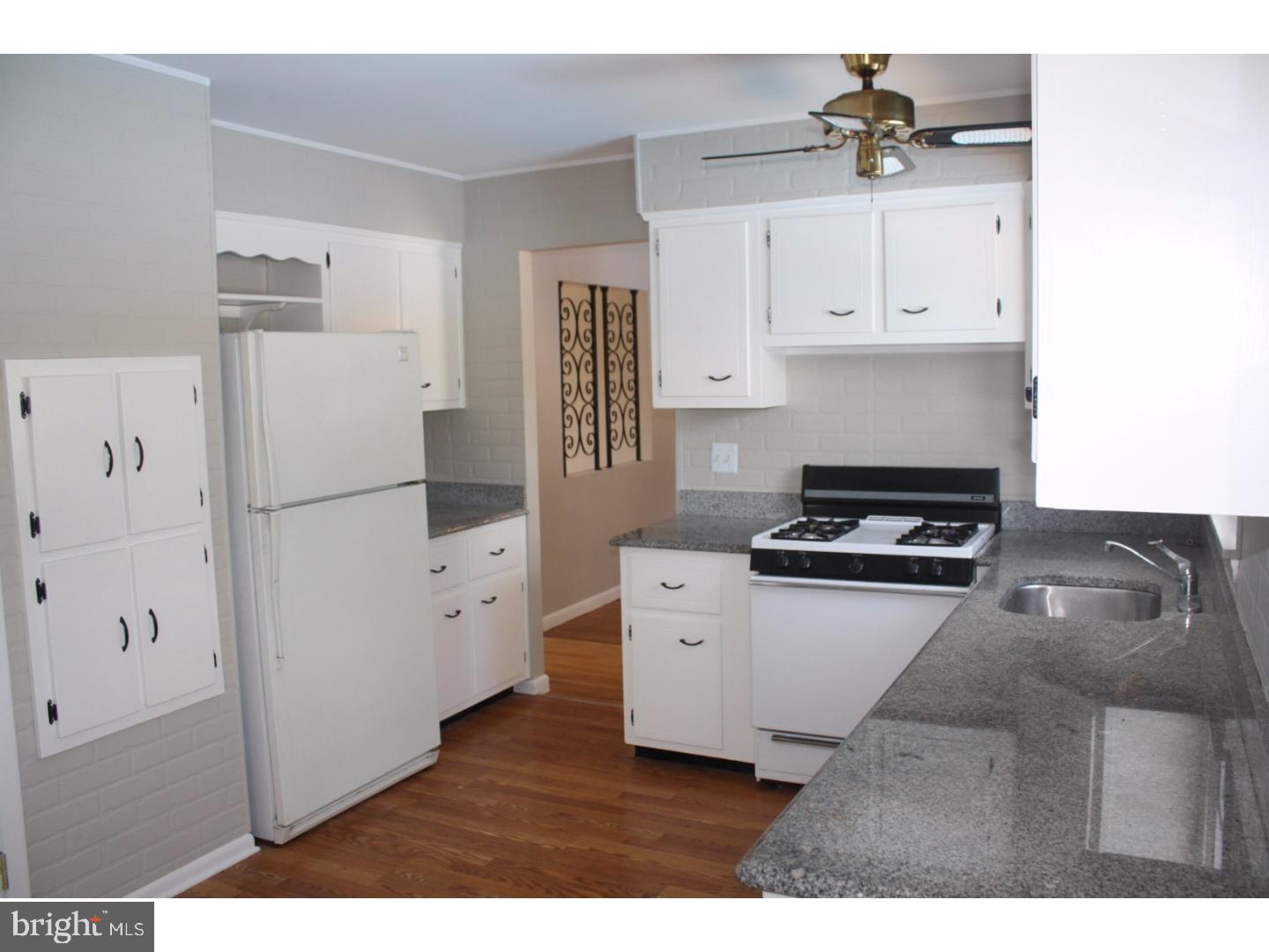 2401 Nassau Road Cinnaminson, NJ 08077 - Photo 7 of 24 Kitchen