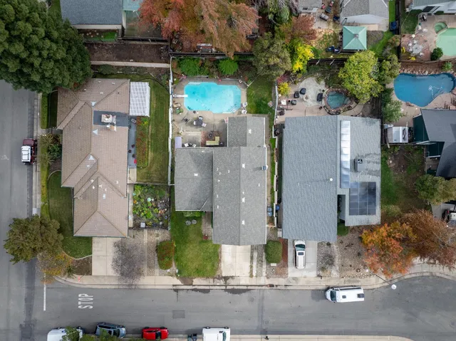 $705,000 | 8085 Glen Alta Way, Citrus Heights, CA 95610