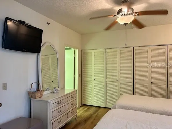 $2,700 | 1095 Gulf Of Mexico Drive, Unit 104, Longboat Key, FL 34228