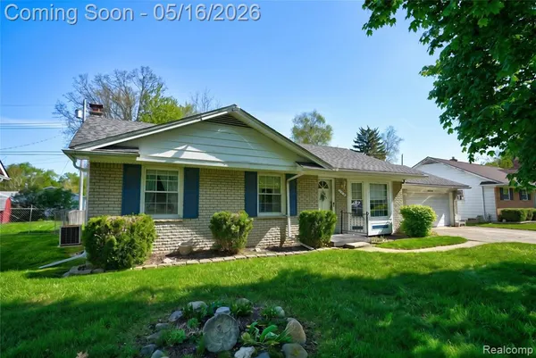 $206,100 | 1424 West Judd Road, Flint, MI 48507