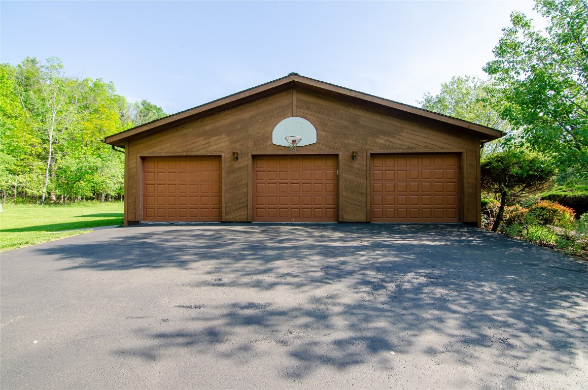 508 Meeker Road Vestal, NY 13850 - Photo 45 of 49 Gallery Image 45