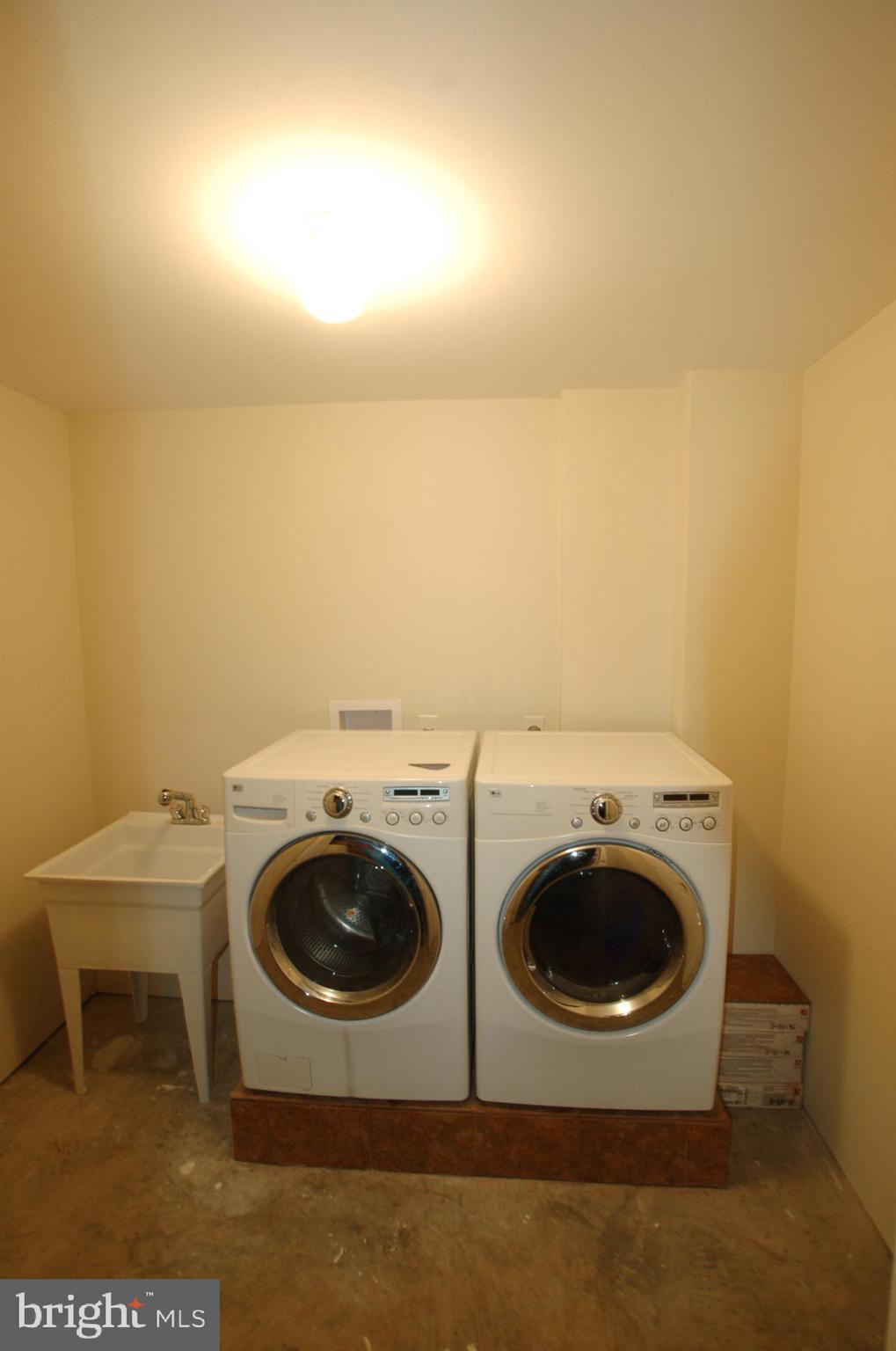 8275 Sycamore Road Lusby, MD 20657 - Photo 15 of 19 Laundry / utility room (washer/dryer don't convey)