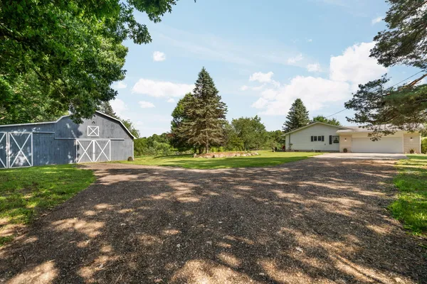 $495,000 | 10663 Hall Road, Whitmore Lake, MI 48189