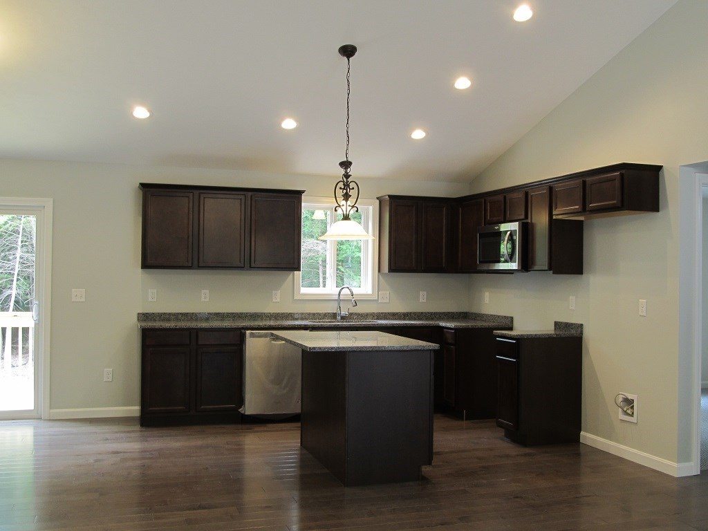 38 Village Drive, Unit 10 Rindge, NH 03461 - Photo 4 of 17 Gallery Image 4
