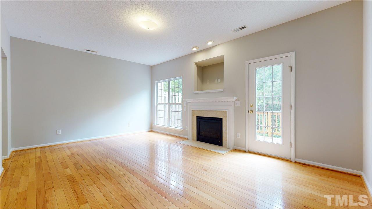 3134 Winding Waters Way Raleigh, NC 27614 - Photo 5 of 30 Gallery Image 5