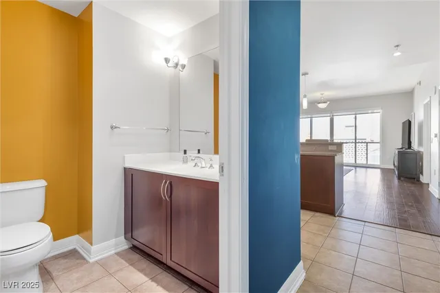 $2,895 | 150 South Las Vegas Boulevard, Unit 1506, Las Vegas, NV 89101
