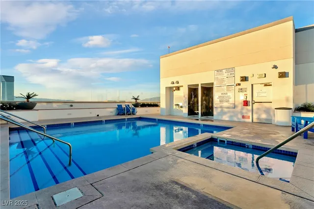 $2,895 | 150 South Las Vegas Boulevard, Unit 1506, Las Vegas, NV 89101