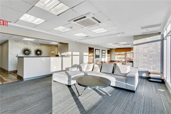 $2,695 | 150 South Las Vegas Boulevard, Unit 1506, Las Vegas, NV 89101