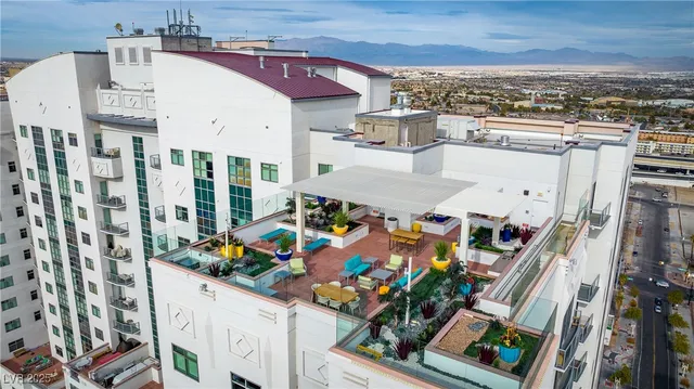 $2,895 | 150 South Las Vegas Boulevard, Unit 1506, Las Vegas, NV 89101
