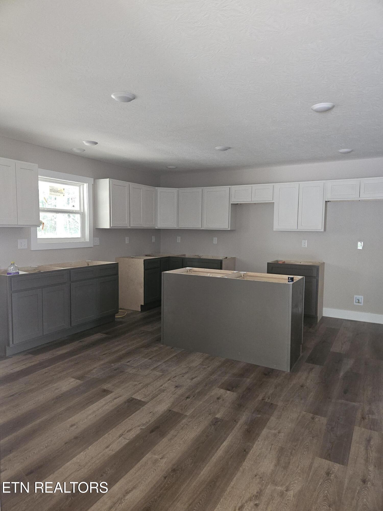 60 Robert Beaty Road Jamestown, TN 38556 - Photo 8 of 13 20260822_132430