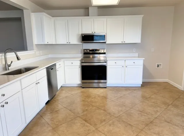 $1,760 | 110 Comal Cove, Elgin, TX 78621