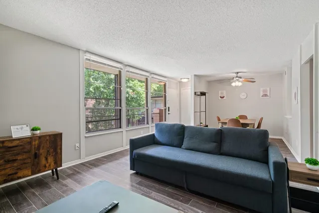 $85,000 | 108 North Belvedere Boulevard, Unit 12, Memphis, TN 38104