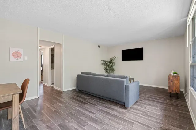 $85,000 | 108 North Belvedere Boulevard, Unit 12, Memphis, TN 38104