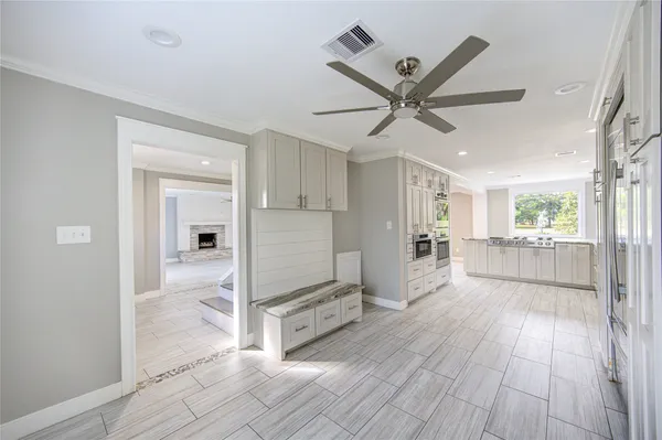 $554,999 | 303 Old Bayou Drive, Dickinson, TX 77539