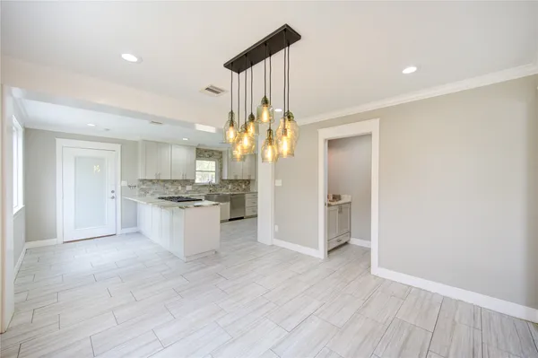 $554,999 | 303 Old Bayou Drive, Dickinson, TX 77539