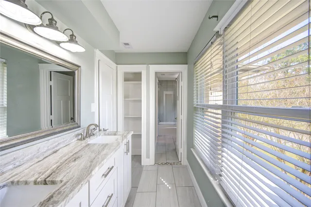 $574,999 | 303 Old Bayou Drive, Dickinson, TX 77539