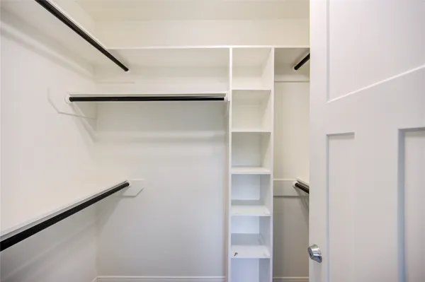 $554,999 | 303 Old Bayou Drive, Dickinson, TX 77539