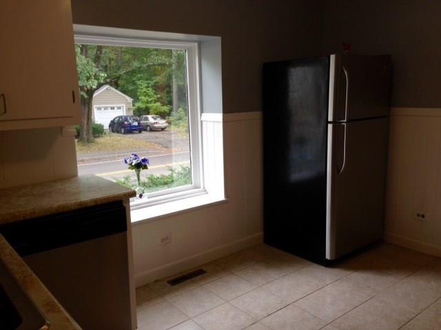 188 Summit Street Portland, ME 04103 - Photo 5 of 15 Photo