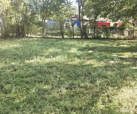 $1,595 | 2414 52nd Street, Dallas, TX 75216