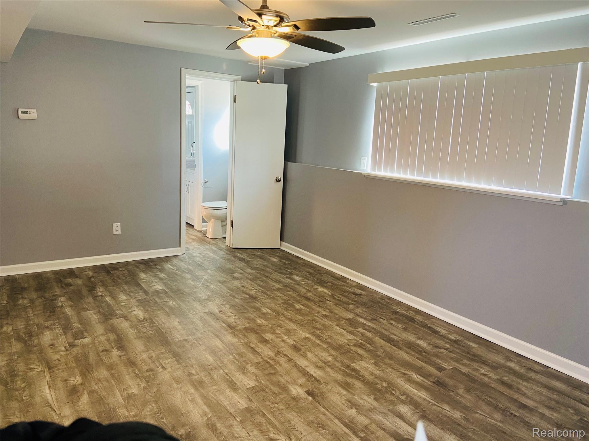 438 John Rolfe Drive Monroe, MI 48162 - Photo 5 of 23 IMG_0129.jpg
