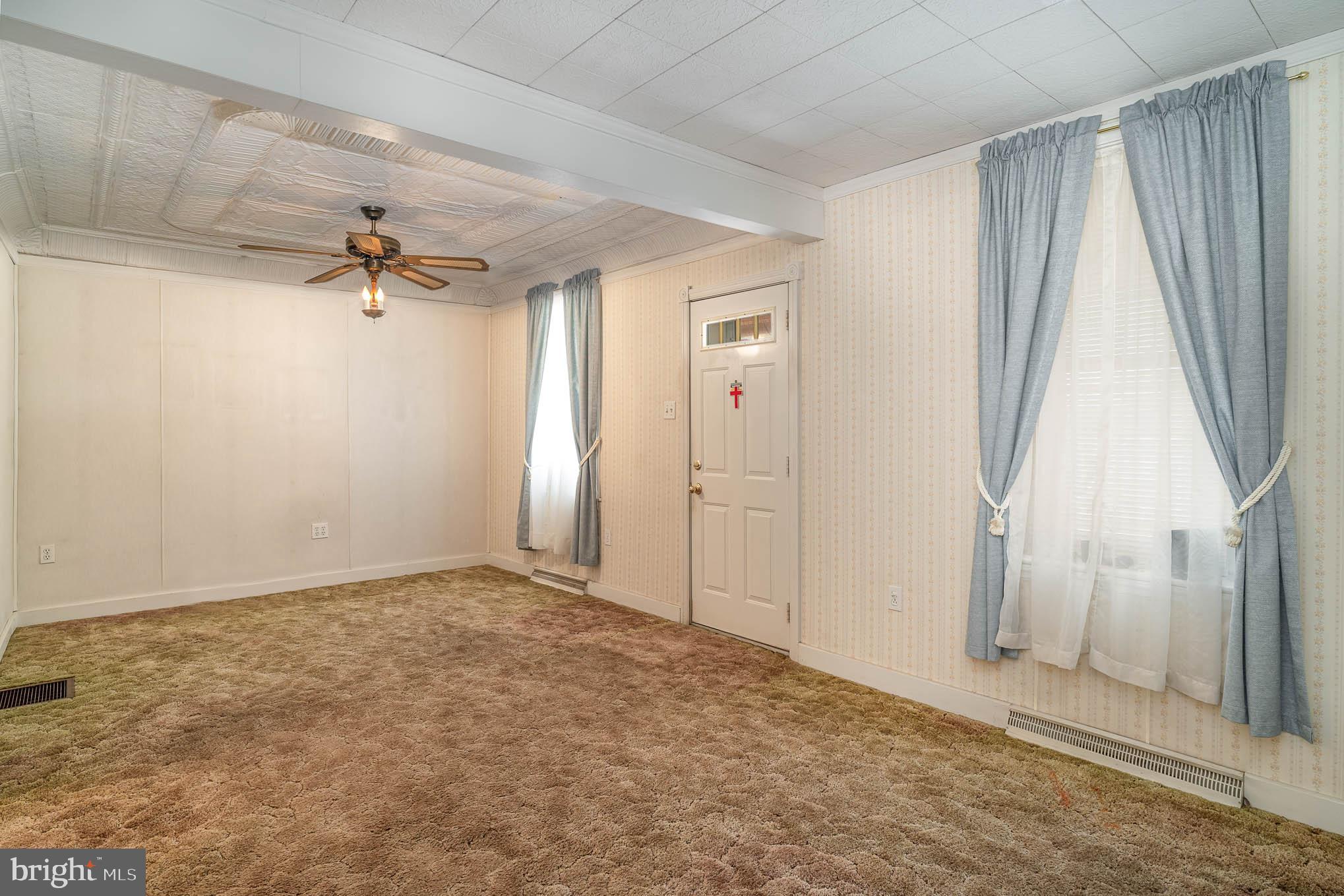 23 South Water Street Spring Grove, PA 17362 - Photo 4 of 27
