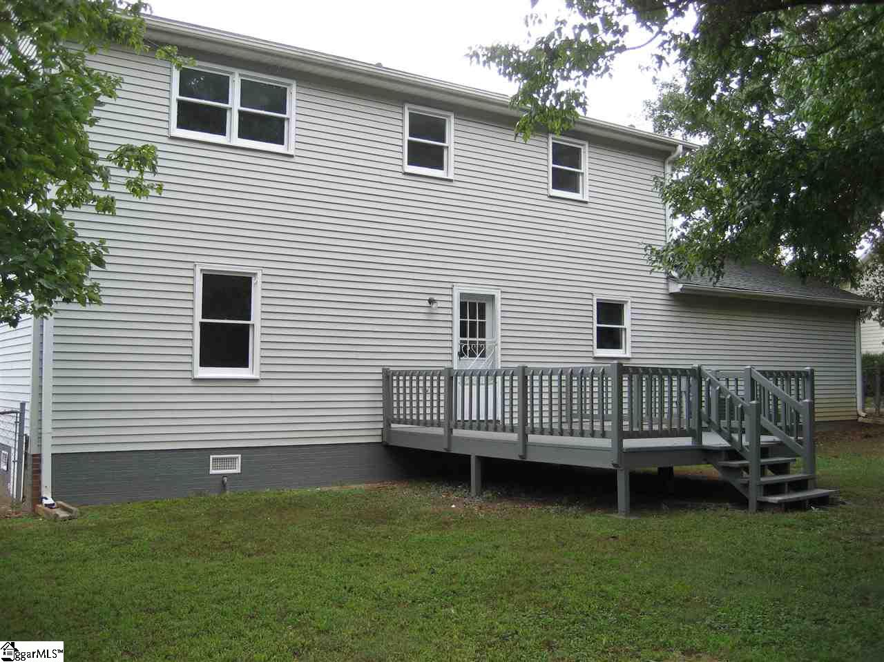 703 Pineapple Pointe Greenville, SC 29607 - Photo 27 of 30 Gallery Image 27