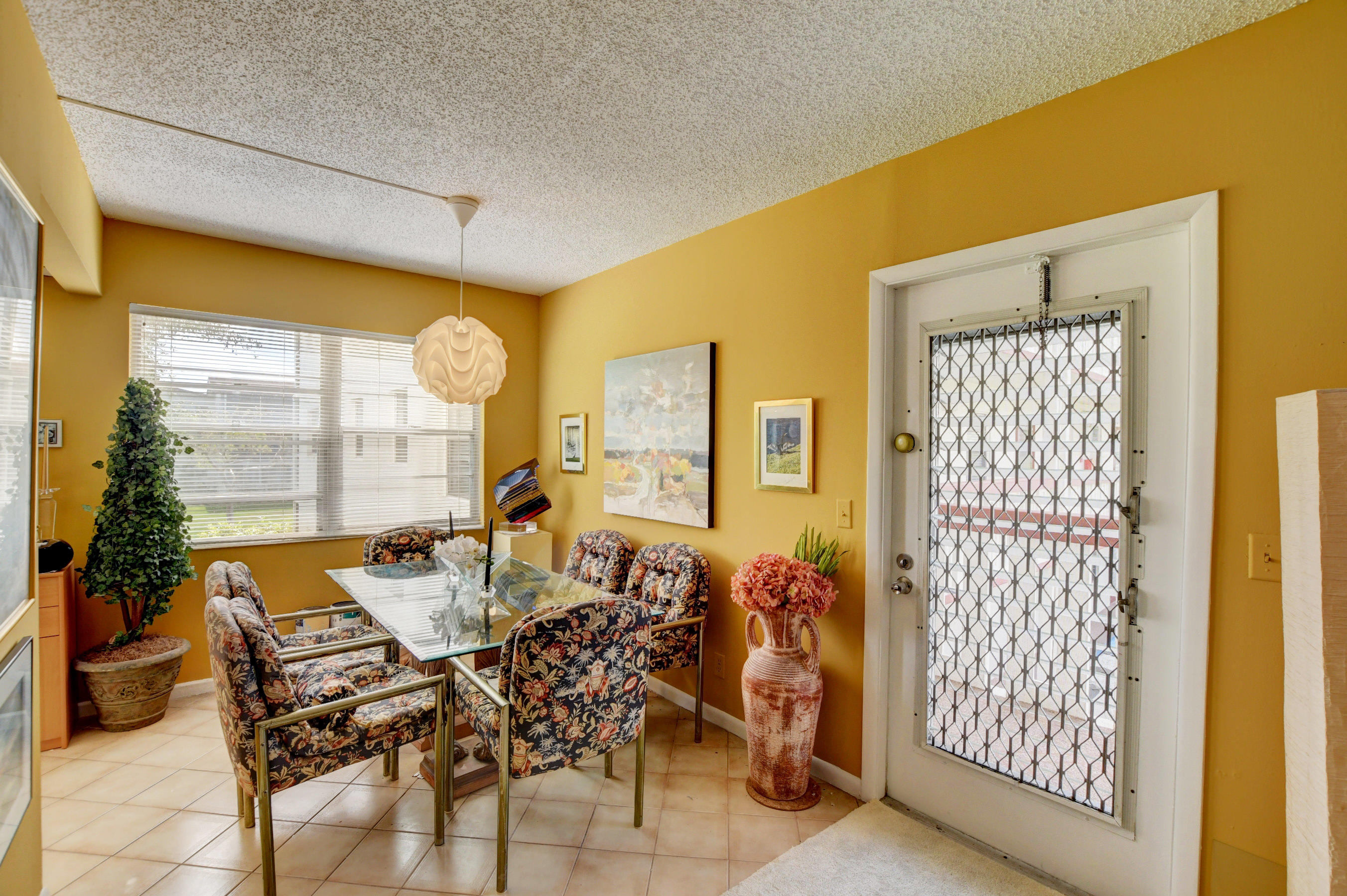 276 Brighton G Boca Raton, FL 33434 - Photo 6 of 23 04_ebf_5365and4more
