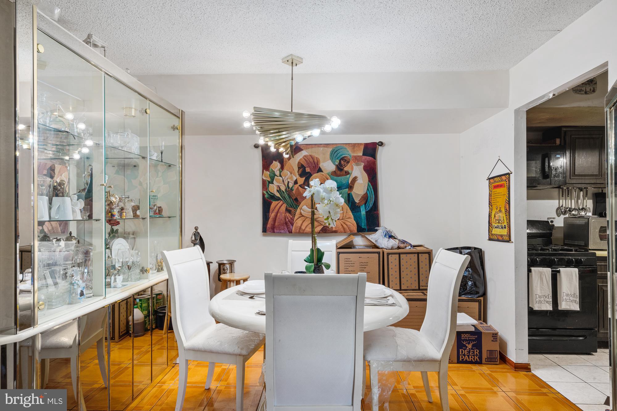 13056 Townsend Road, Unit J2 Philadelphia, PA 19154 - Photo 4 of 18 Gallery Image 4