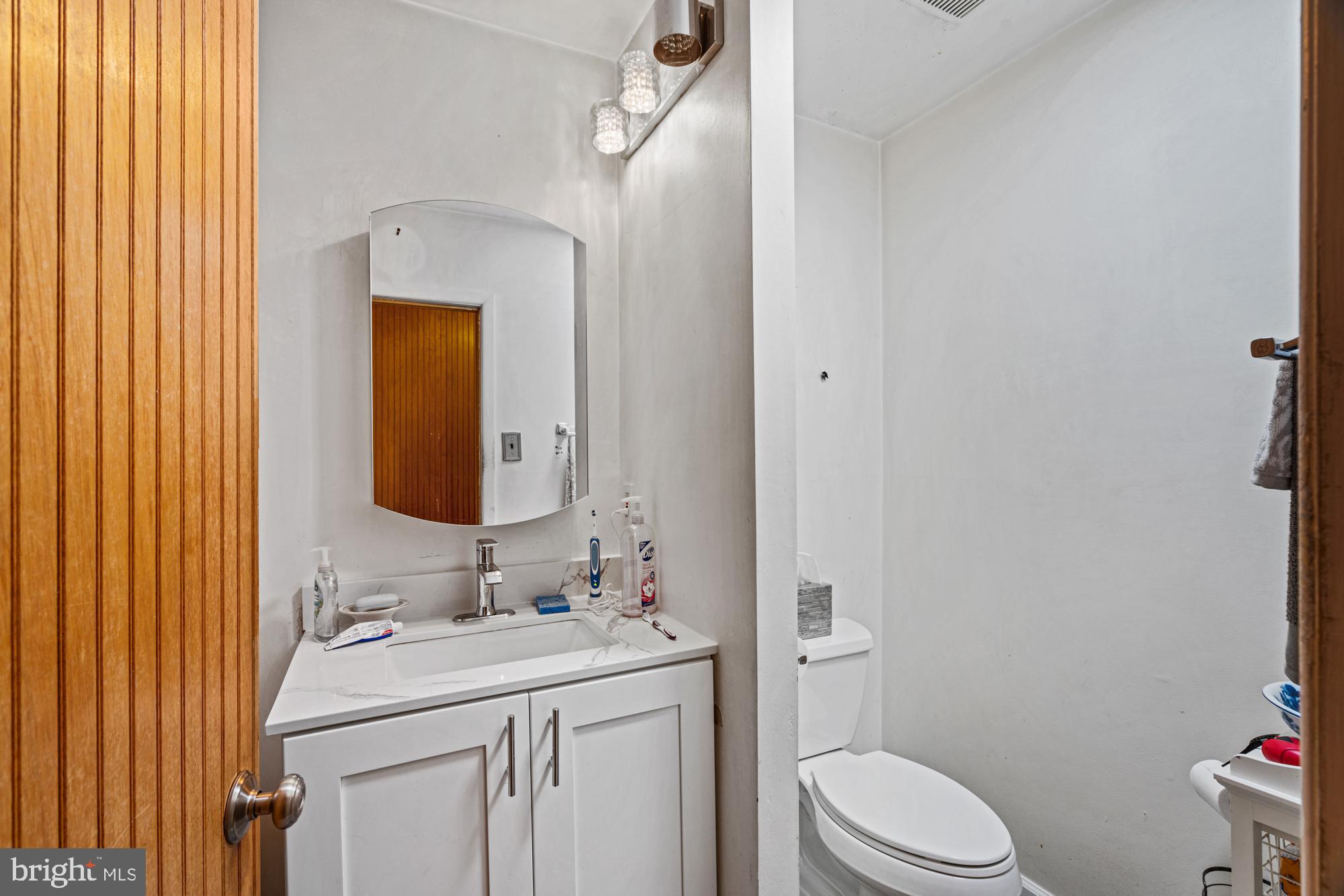13056 Townsend Road, Unit J2 Philadelphia, PA 19154 - Photo 9 of 18 Gallery Image 9