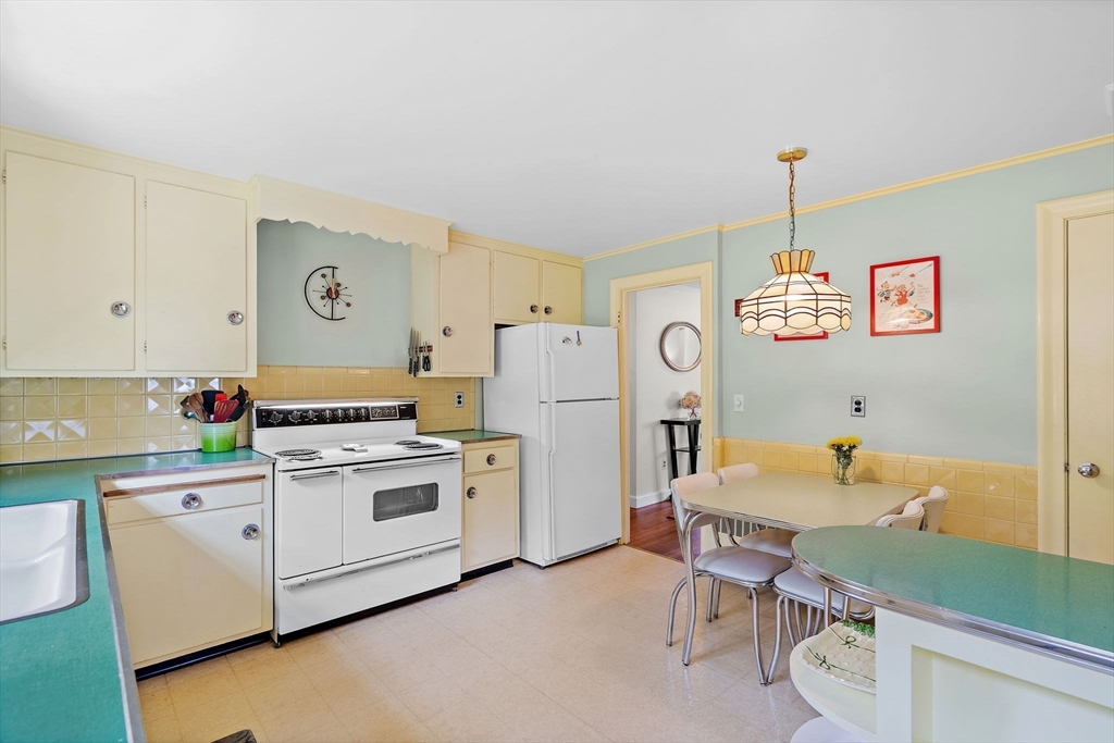 6 Shaw Road Belmont, MA 02478 - Photo 9 of 39