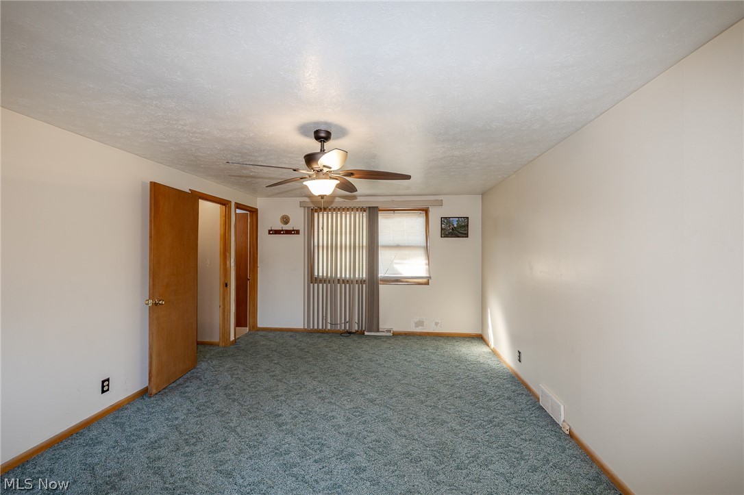 490 Mapleview Drive Seven Hills, OH 44131 - Photo 19 of 50 Master bedroom with full bath.