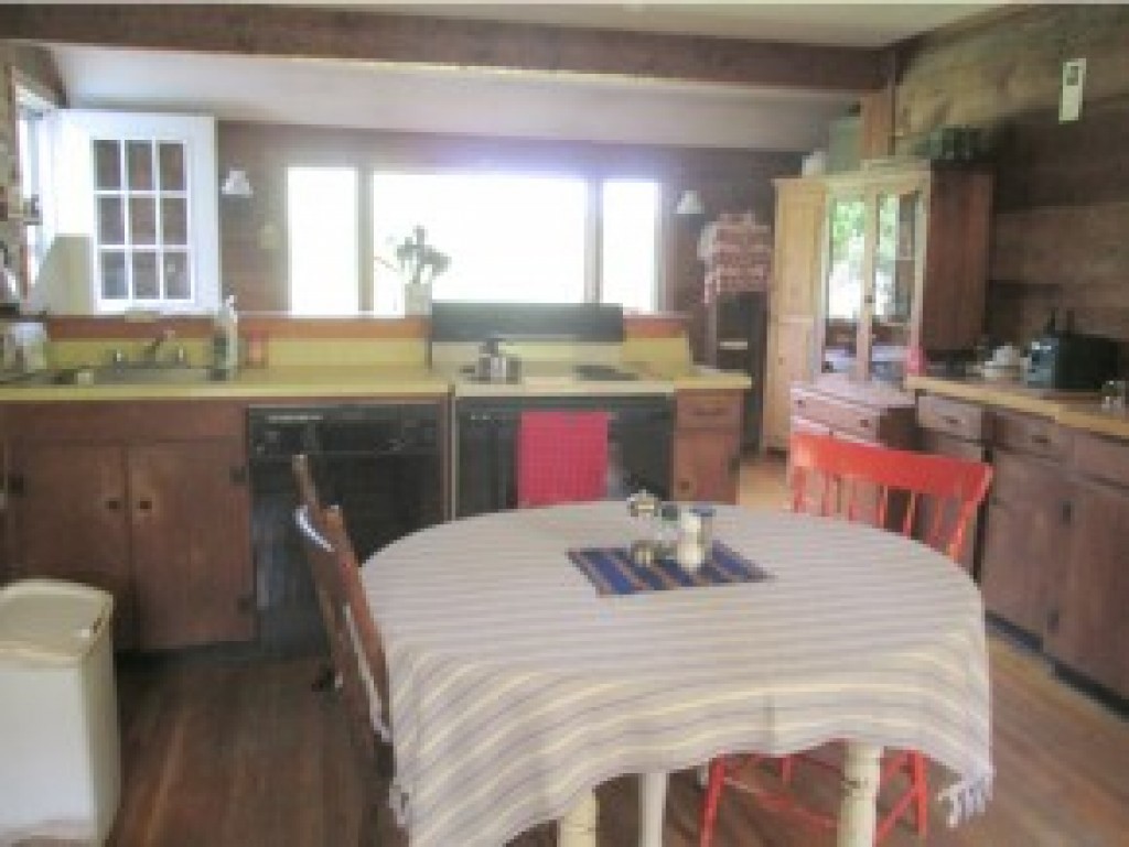 505 North Shore Road Greensboro, VT 05841 - Photo 7 of 16