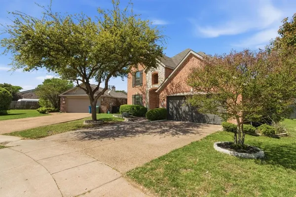 $699,500 | 1902 Bentwood Court, Grapevine, TX 76051