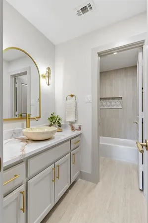 $699,500 | 1902 Bentwood Court, Grapevine, TX 76051