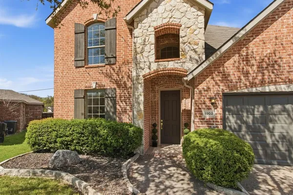 $699,500 | 1902 Bentwood Court, Grapevine, TX 76051