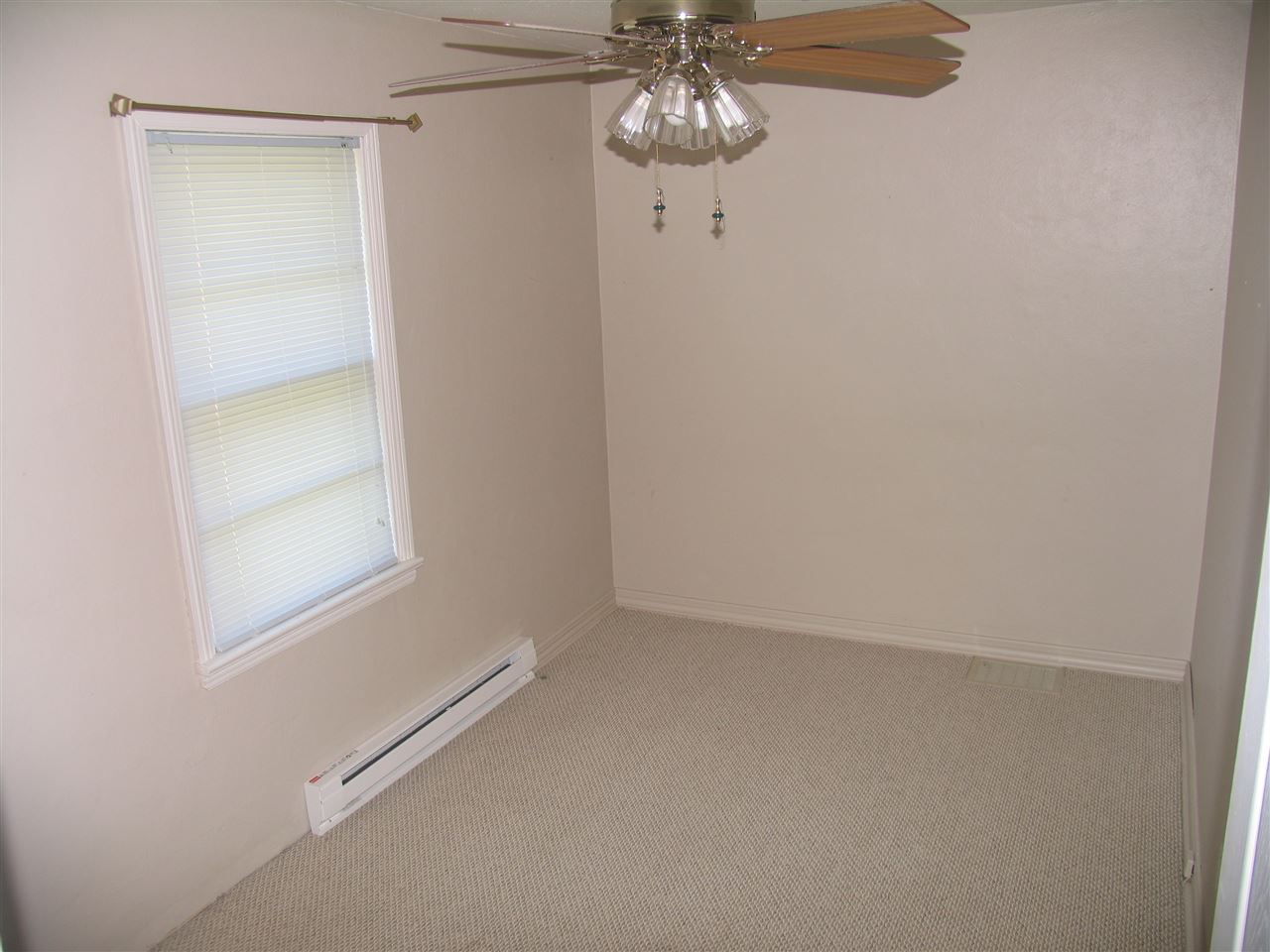 2624 Spring Street Fort Wayne, IN 46808 - Photo 19 of 26 Gallery Image 19