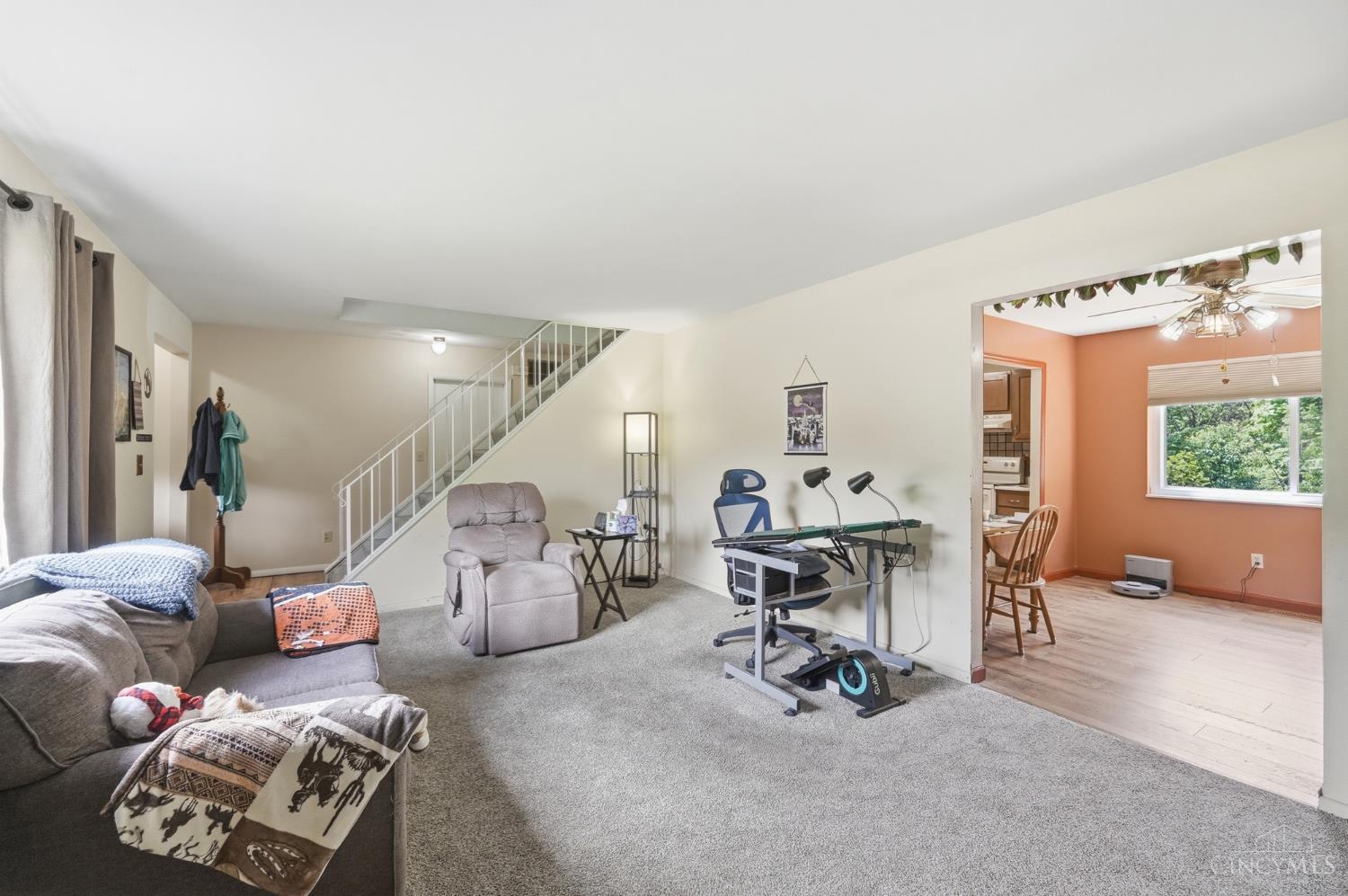 4455 Cloverhill Terrace Cincinnati, OH 45238 - Photo 12 of 78