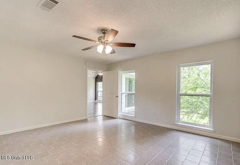 6535 Lakeshore Road Bay St. Louis, MS 39520 - Photo 7 of 9 IMG_6214