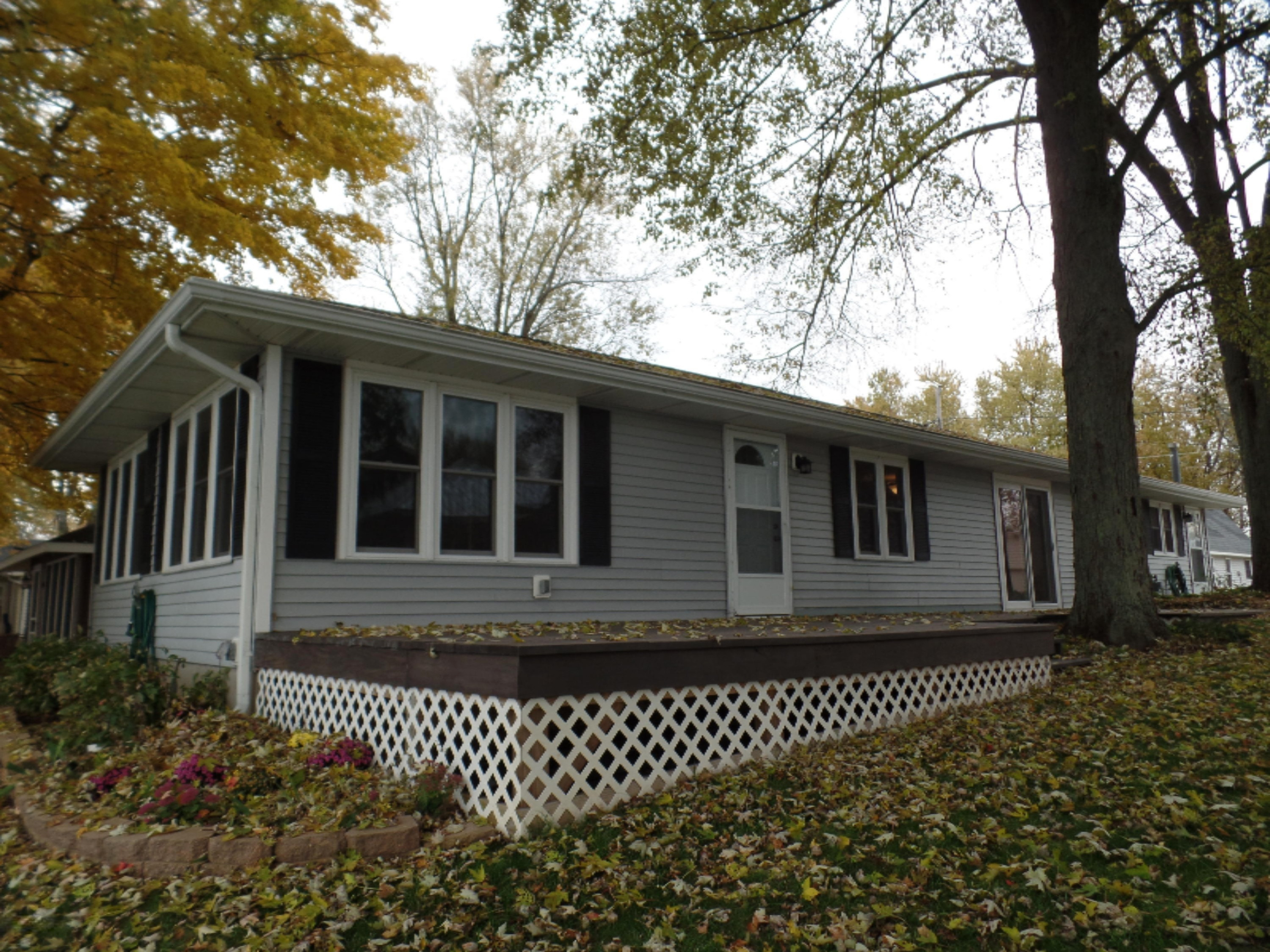 638 Eagle Point Road Lake Odessa, MI 48849 - Photo 4 of 17 SAM_2241