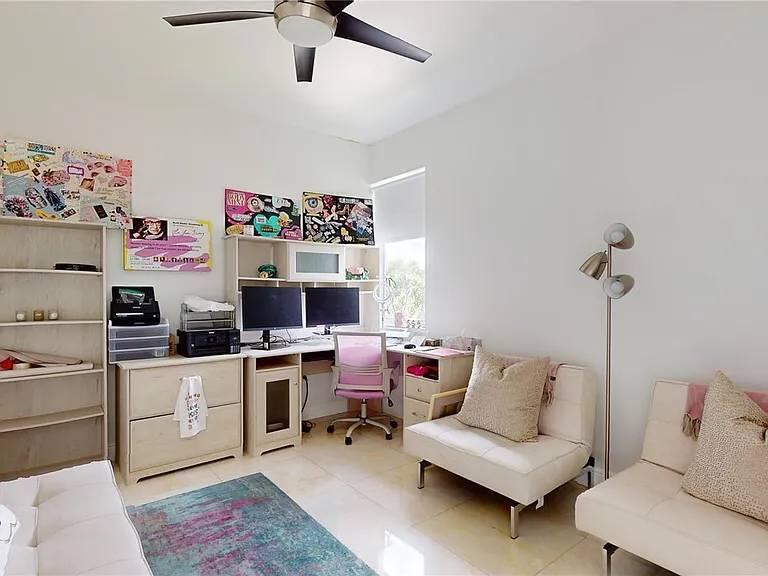 3091 Southwest 21st Street Miami, FL 33145 - Photo 17 of 20 3091 Office
