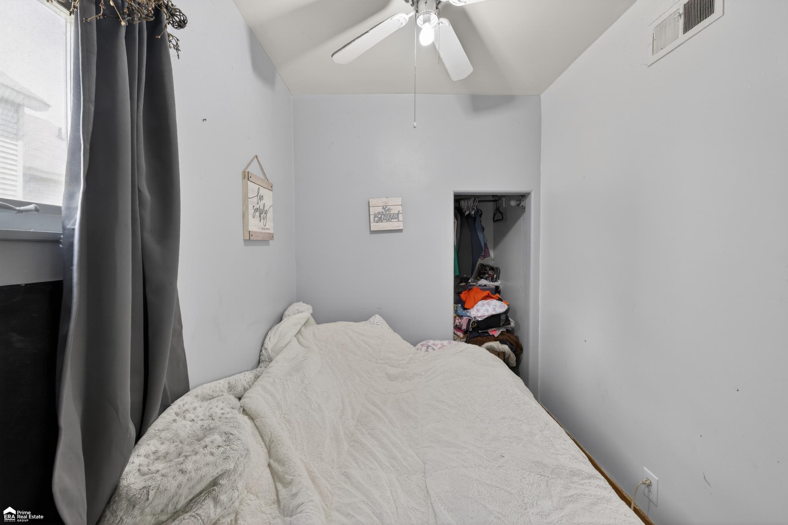 1409 Stanton Street Bay City, MI 48708 - Photo 17 of 34