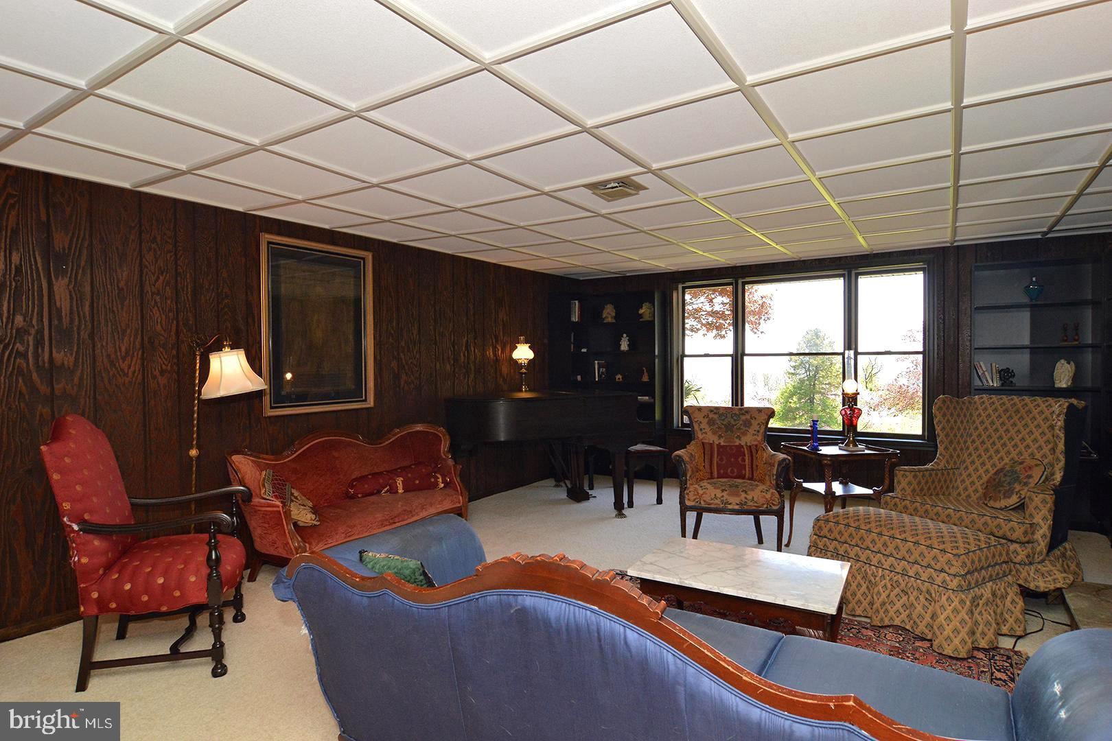 350 Wegman Road Reading, PA 19606 - Photo 23 of 50