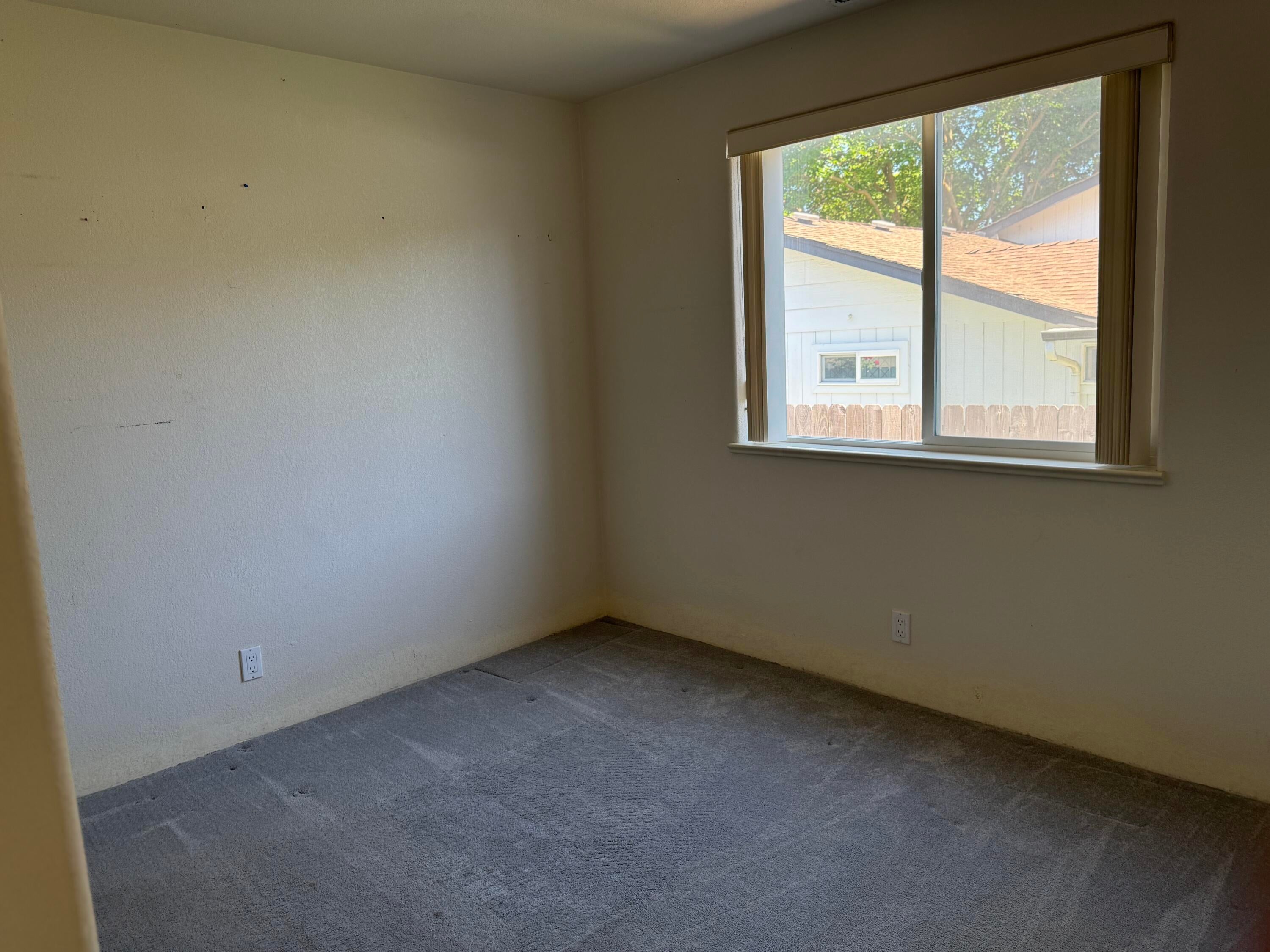 1771 Harbeck Road Grants Pass, OR 97527 - Photo 12 of 17 IMG_1481